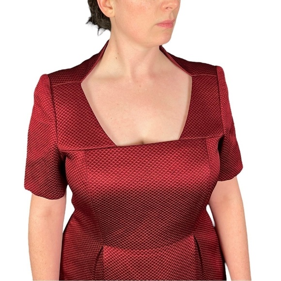 DARBY SCOTT TIERED SQUARE NECK SHORT SLEEVE JACQUARD RED HOLIDAY COCKTAIL DRESS - Picture 3 of 14